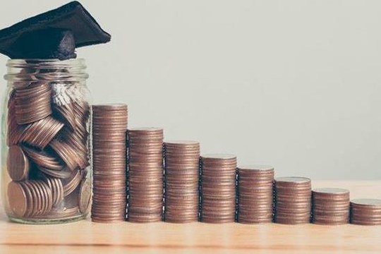Grants to university students faced with difficulties Grants to university students faced with difficulties