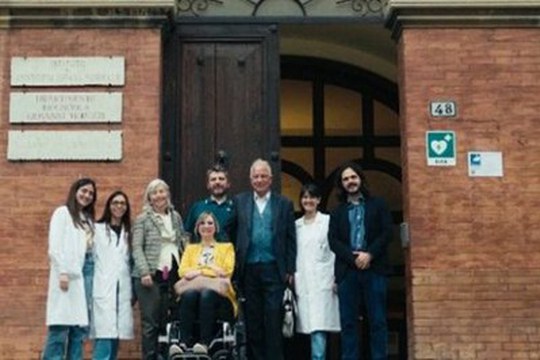 Alma Mater e Conquistando Escalones insieme contro una rara distrofia muscolare Alma Mater e Conquistando Escalones insieme contro una rara distrofia muscolare
